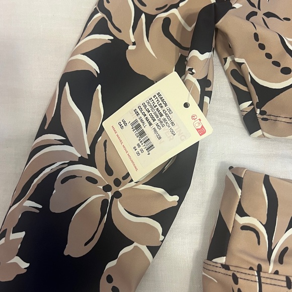 NWT Roxy Swim Bundle - Picture 6 of 7